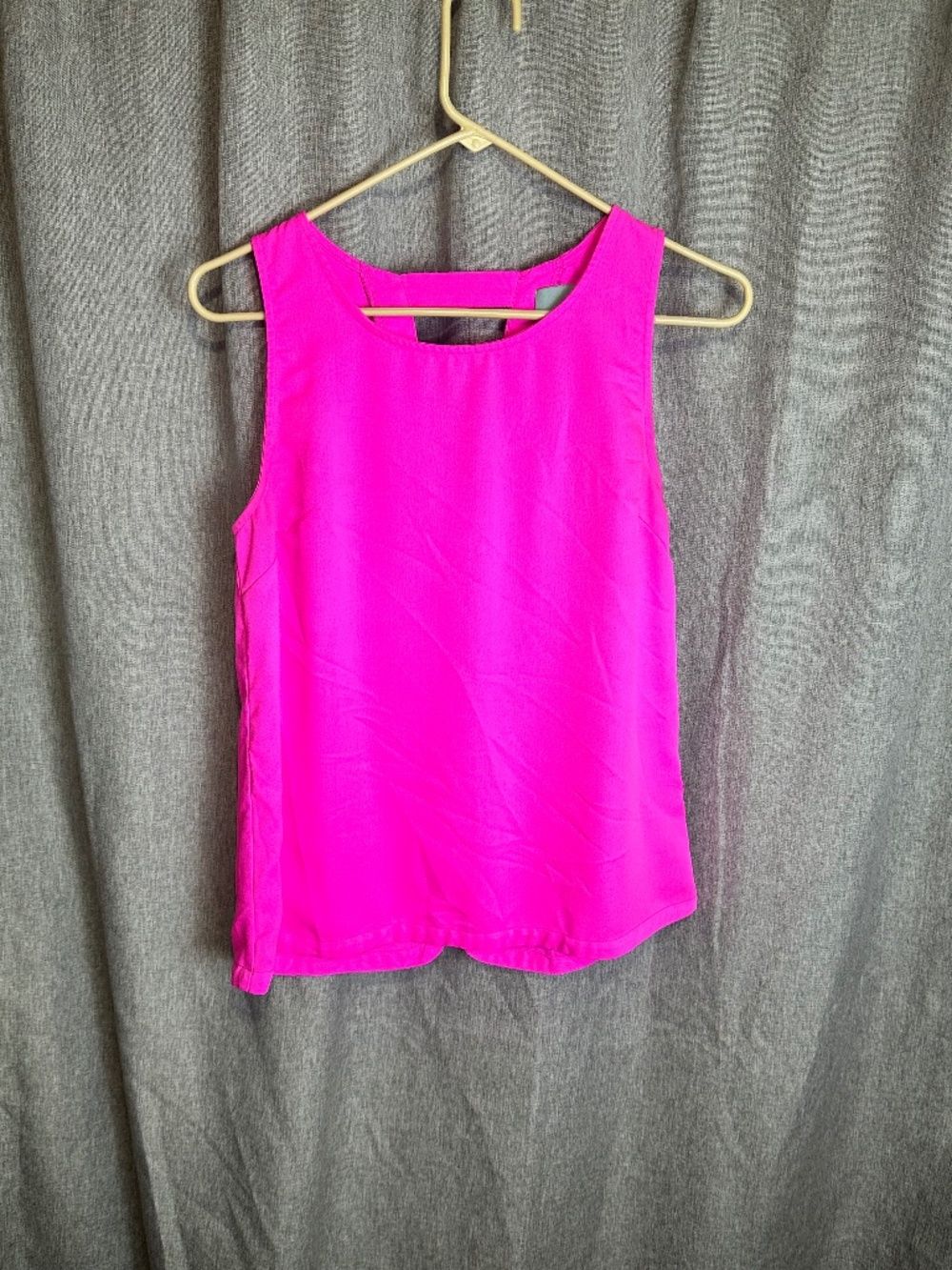 Skies Are Blue Neon Hot Pink Strappy Bar Back Flowy Sleeveless Tank Top Small